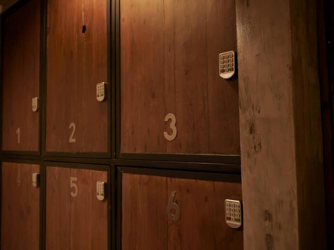 Others 7
