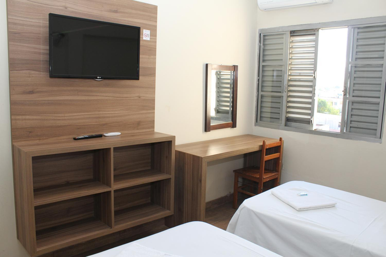 Bedroom 3, Espigao Palace Hotel, Resende