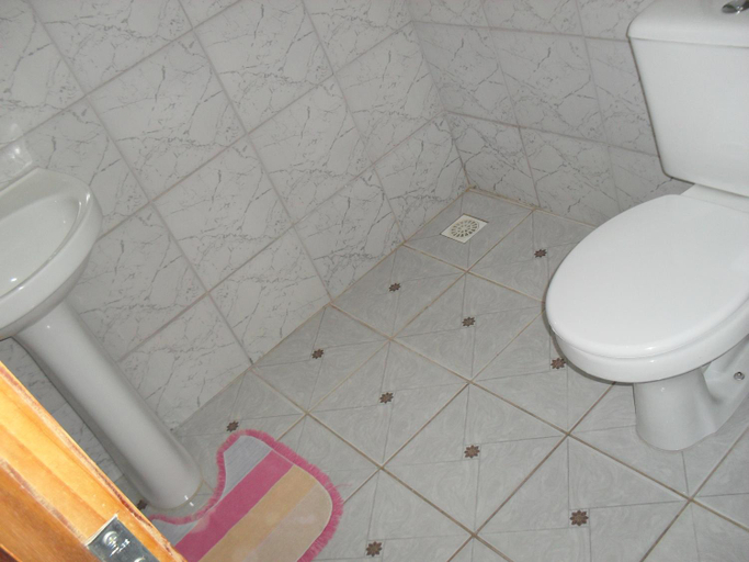 Bathroom 3, Hotel Niteroi, Cascavel