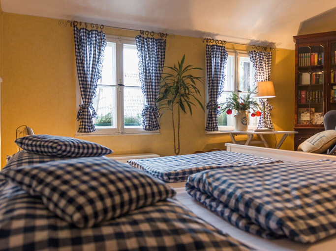 Bedroom 3, Apartment in a wooded area on Lake Faak, Paderborn