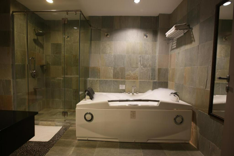 Bathroom 4, Starcity Hotel, Kota Setar