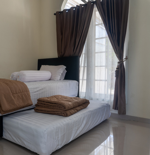Bedroom 3, Villa Batu 3BR Pool MKM by SAKALA HOME, Malang