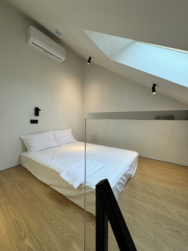 Bedroom 3, Mosh Mosh Boutique Hotel, Almaty