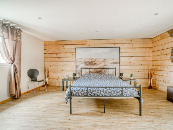 Bedroom 4, Swanky Cottage in Saasenheim With Balcony, Bas-Rhin