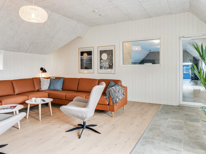 Others 2, 5 Star Holiday Home in Ringkobing, Ringkøbing-Skjern