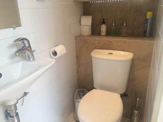 Others 5, Studio Apartments Camden Town, London
