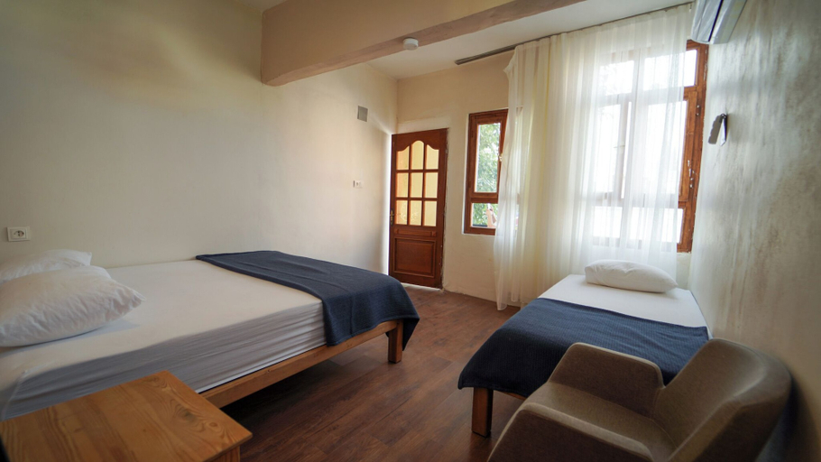 Bedroom 4, Pin Traveler House & Cocktail, Merkez