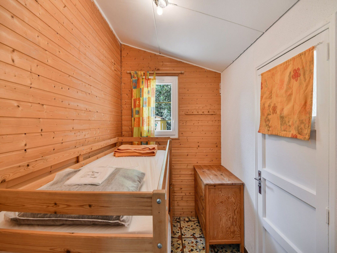 Bedroom 3, Gite in holiday park with swimming pool, Charente-Maritime
