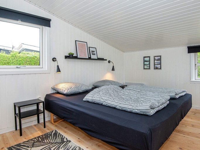 Room 2, 4 Star Holiday Home in Juelsminde, Hedensted