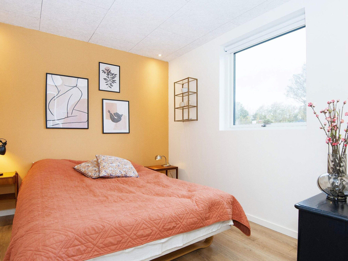 Room 4, 9 Person Holiday Home in Glesborg, Norddjurs