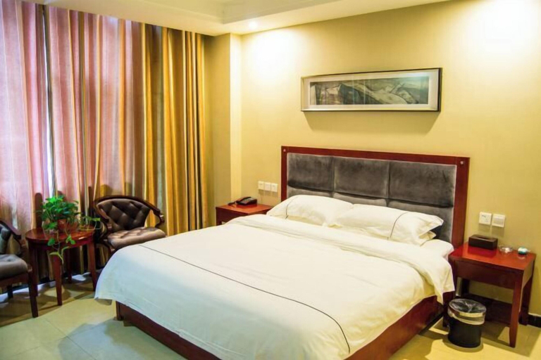 Bedroom 3, Bali Hotel, Heze