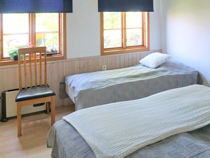 Room 5, 5 Person Holiday Home in Solvesborg, Sölvesborg