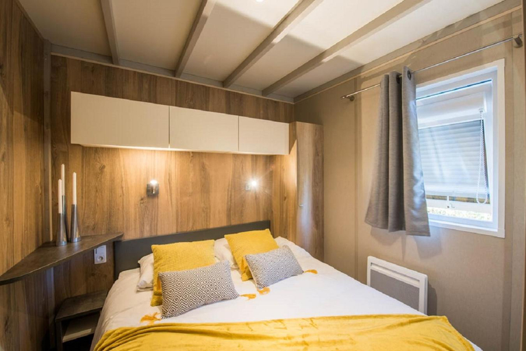 Bedroom 3, Domaine de la Forge, Gironde