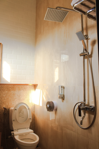 Bathroom 3, ELHA Heritage Yogyakarta, Sleman