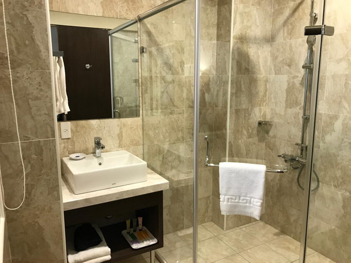 Bathroom 3, Ml Hotel, Chiayi City