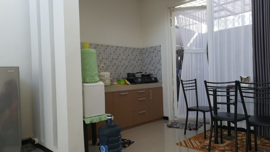 Others 4, Villa Frengky Batu, Malang