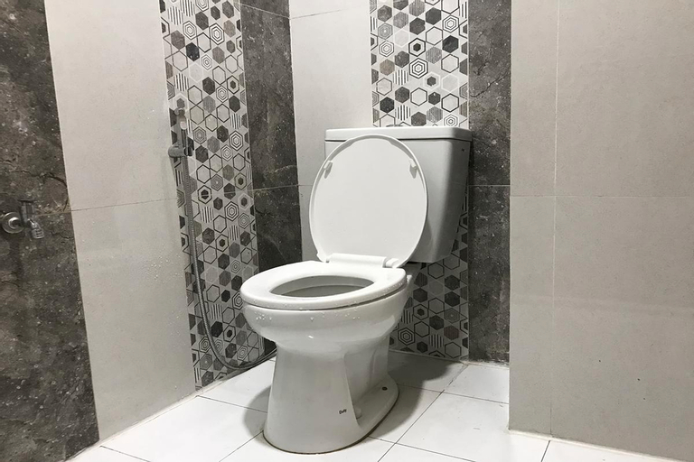 Bathroom 8