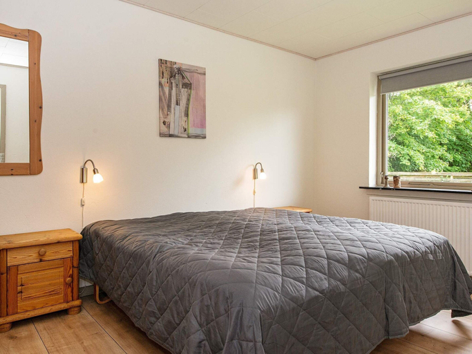 Bedroom 2, 8 Person Holiday Home in Struer, Struer