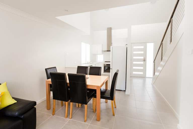 Dining Room 4, Wallsend Executive Apartments, Newcastle - Outer West
