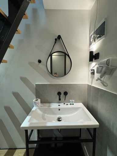 Bathroom 4, Mosh Mosh Boutique Hotel, Almaty