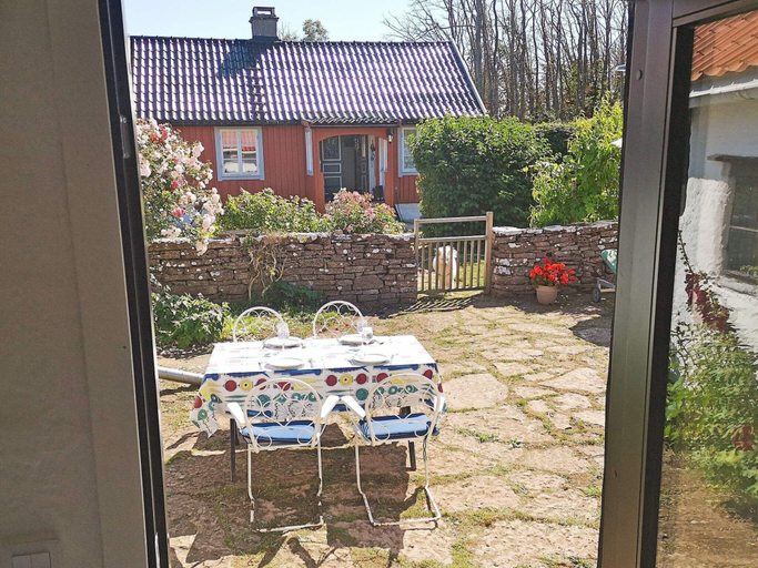 Dining 4, 2 Person Holiday Home in Morbylanga-by Traum, Mörbylånga