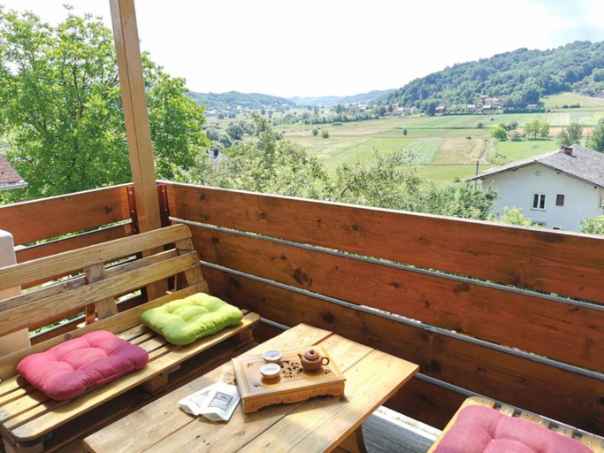 Others 2, Holiday Home in Tuheljske with Hot Tub, Klanjec