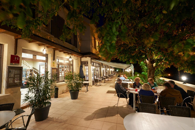 Food & Drinks 4, Logis Hotel Le Belle Rive, Aveyron