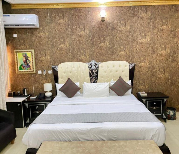 Bedroom 3, GARDEN ATLANTIS HOTEL, Enugu North