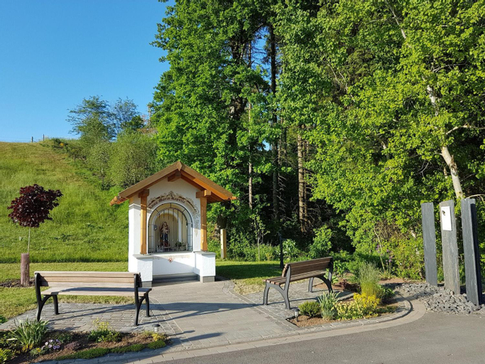 Holiday home in Auw near town center, Eifelkreis Bitburg-Prüm
