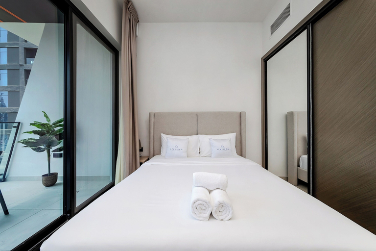 Others 5, Binghatti Canal 1BR with view on Marina, Dubai
