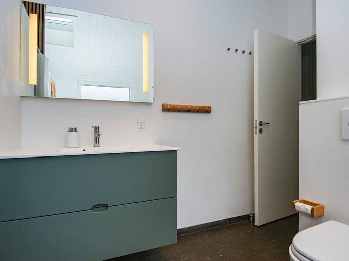 Bathroom 3, 5 Star Holiday Home in Harboore, Lemvig
