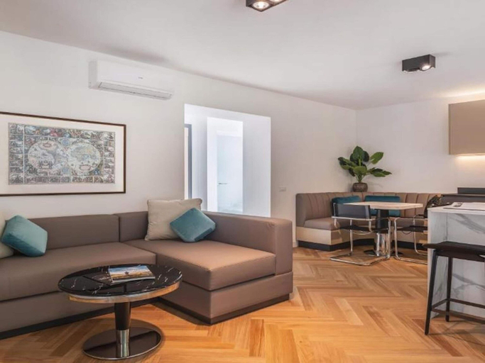 Living area 4, Belvilla by OYO Palm Loggia, Bolzano