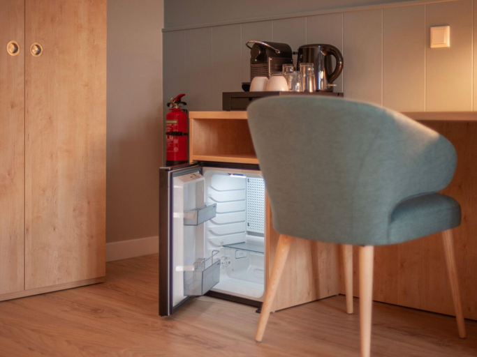Living room 5, Suite in Hellevoetsluis by the Beach
