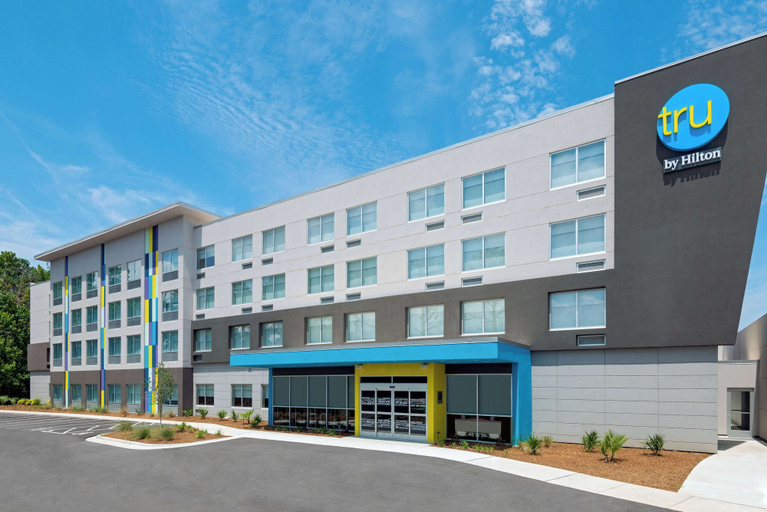 Exterior & Views 1, Tru by Hilton Wilmington, New Hanover