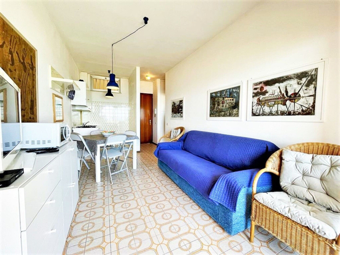 Others 3, Holiday Home in Caorle Near Spiaggia Tartaruga, Venezia