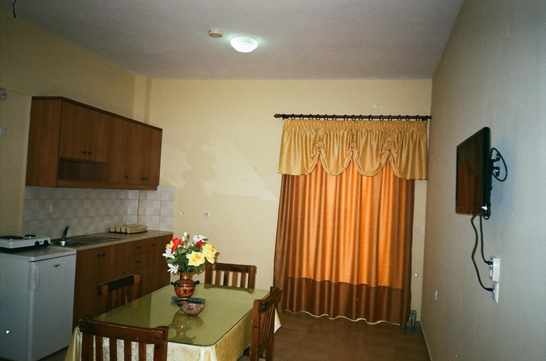 Kitchen 5, John Apartments, Crete