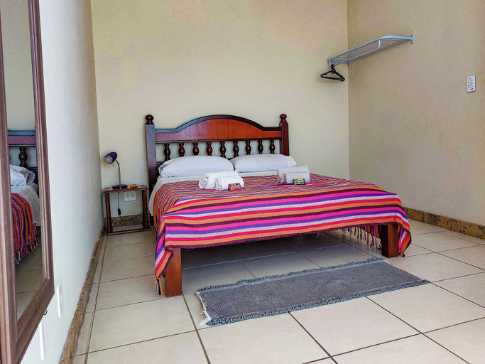 Bedroom 2, Entre Villas Hostel Boutique, Cabo Frio