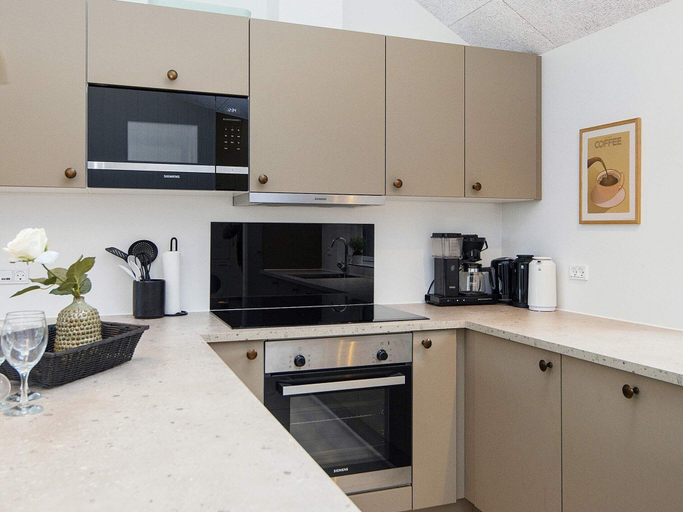 Private kitchen 3, 5 Star Holiday Home in Romo, Tønder