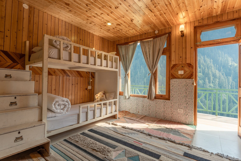 Bedroom 2, Moustache Shoja, Kullu