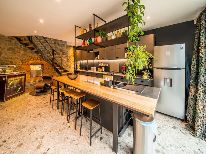 Others 5, Charming holiday home near Namur with private sauna, Namur