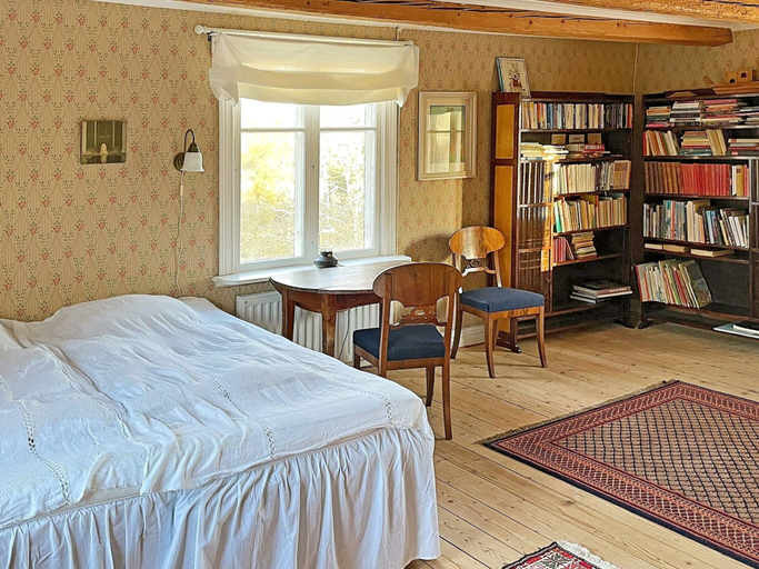 Room 5, 9 Person Holiday Home in Ronneby, Ronneby