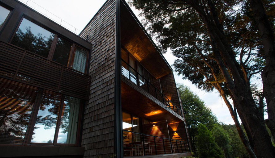 Others 2, Uman Lodge Patagonia Chile, Palena