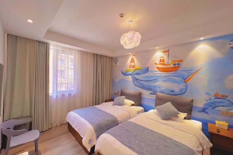 Bedroom 18