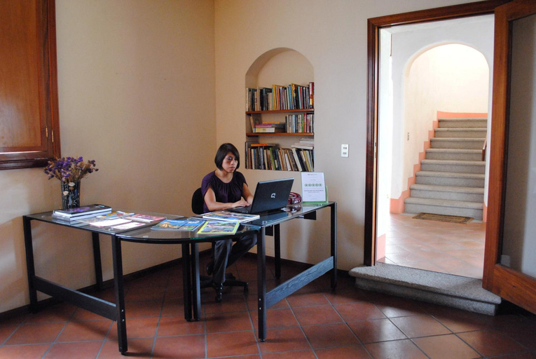 Public Area, Chez Daniel, Antigua Guatemala