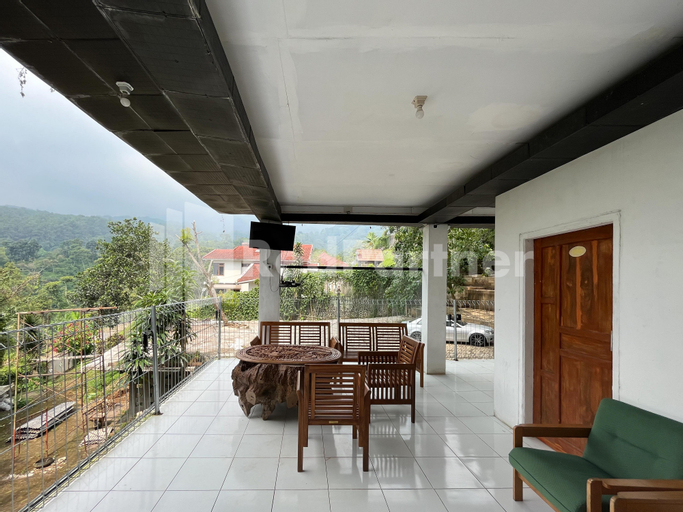 Exterior & Views 5, Villa A2 Trawas RedPartner, Mojokerto