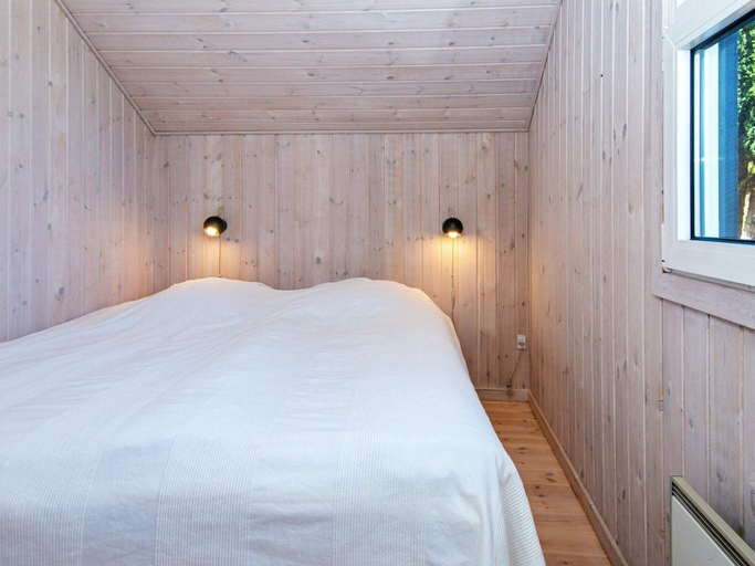 Bedroom 2, 4 Star Holiday Home in Ulfborg, Holstebro