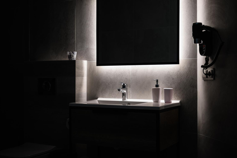 Bathroom 4, Voevodyno Resort, Perechyns'kyi