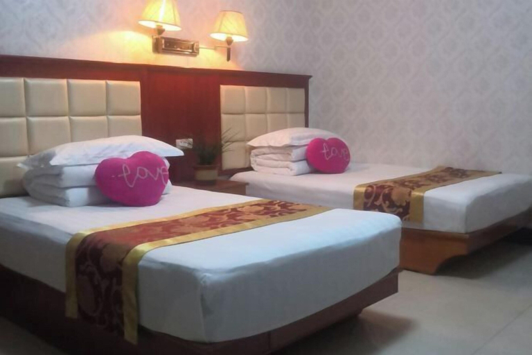 Bedroom 2, Guanghua Inn, Weinan