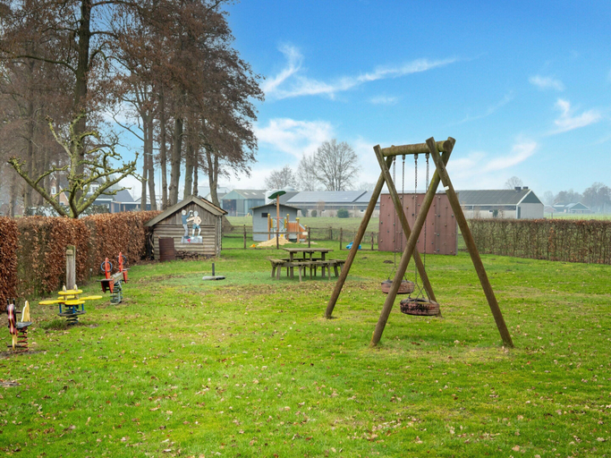 Property amenity, Comfortable Holiday Home With Garden, Hellendoorn