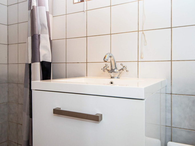 Bathroom, 4 Person Holiday Home in Aabenraa, Aabenraa
